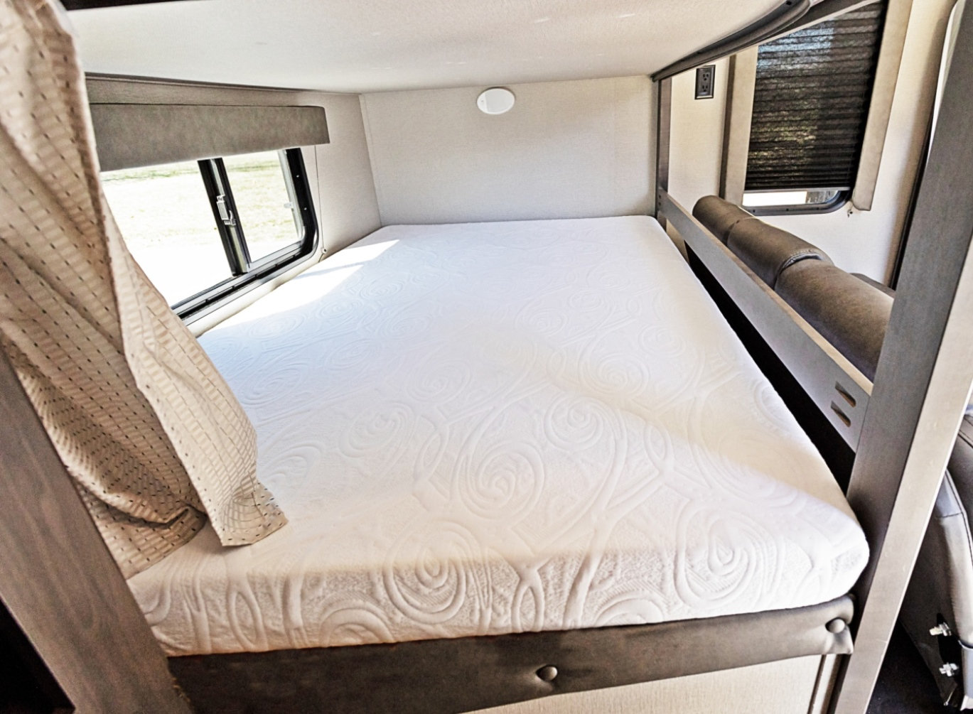 Camper Sleep 6" Excursion / Graphite Infused Memory Foam Mattress